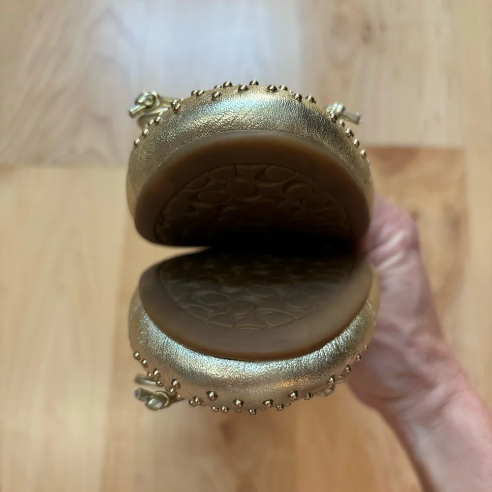 Coach Gold Doreen Tumbled Flats Shoes Studded Cap Toe 8 B